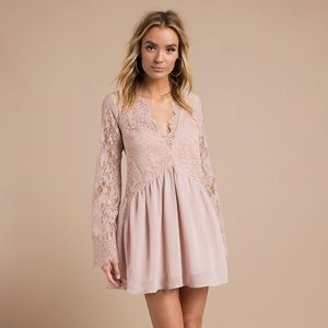 TOBI Wilma Lace Shift Dress NWT XS